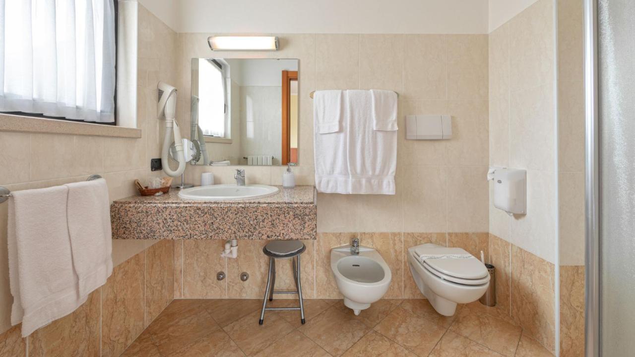 Hotel Postumia Dossobuono Zewnętrze zdjęcie