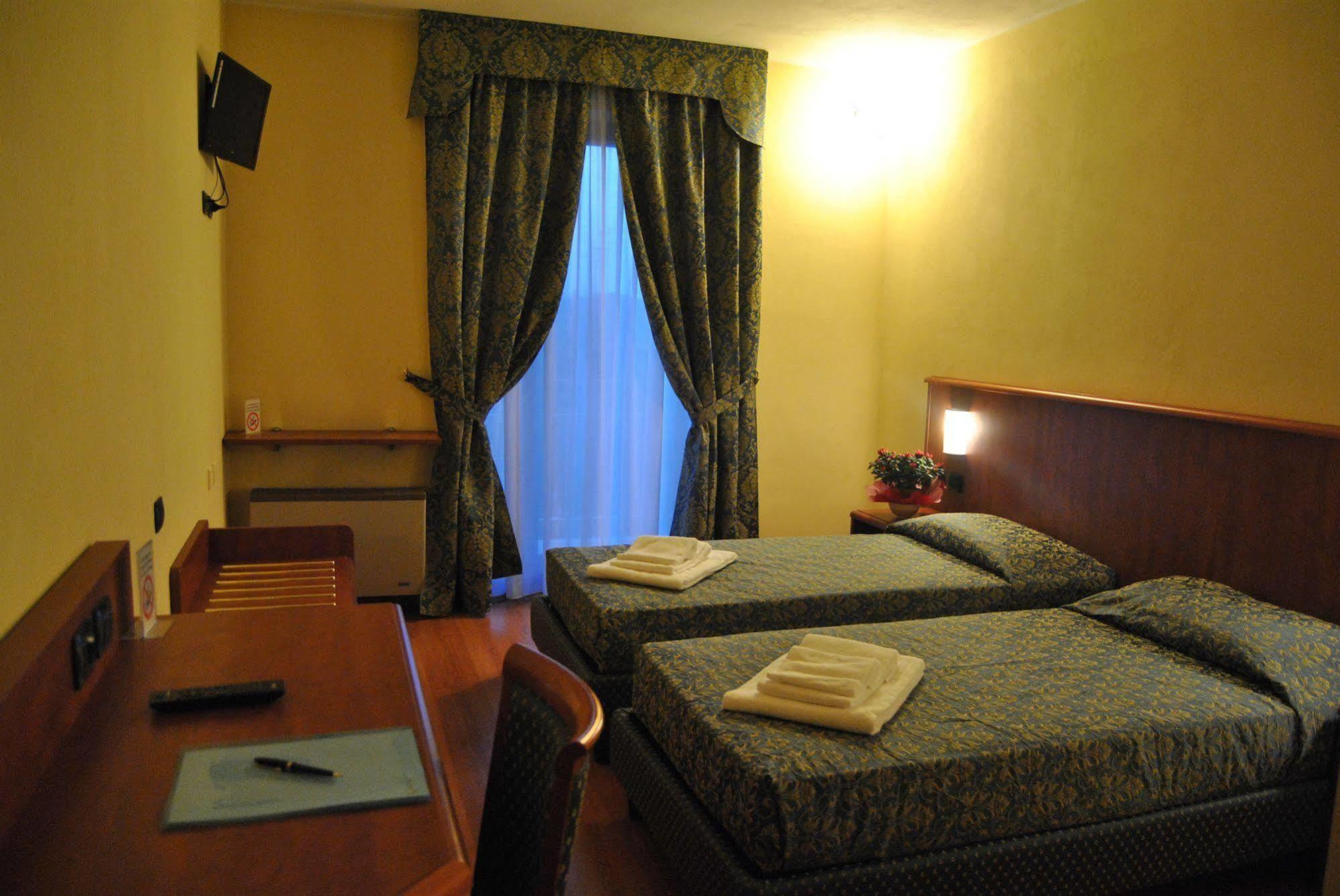 Hotel Postumia Dossobuono Zewnętrze zdjęcie