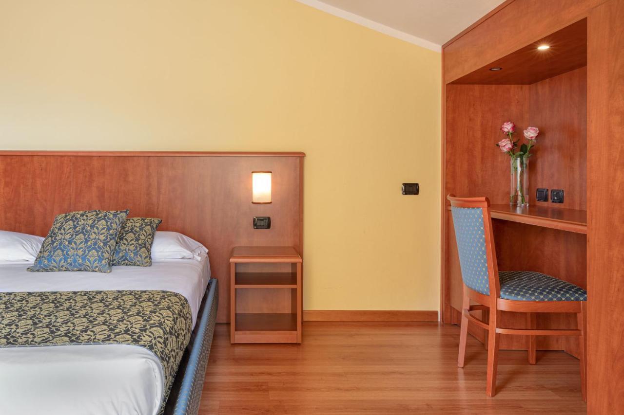 Hotel Postumia Dossobuono Zewnętrze zdjęcie